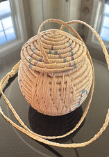 Vintage Warao S America Native Hand Woven Coi lBasket ball Lid strap Purse raffi picture