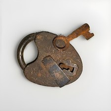 Antique M W & Co Mallory Wheeler Iron Heart Padlock With Key Working 1880s picture