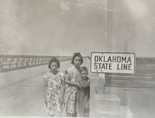 Oklahoma State Line Sign on Bridge & Kids Original Snapshot Vintage Photo picture