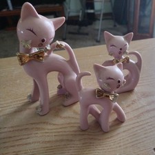 Set of 3 Vintage Thames Japan MCM Pink Cats With Gold Accents 5.5” H & 3.5