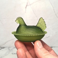Frosted Olive Green Indiana Style Glass Mini Hen On Nest Chicken Salt Dish picture