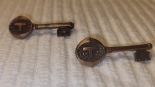 VTG Set of 2 Tupperware Hostess Service Award Lapel Pins Bronze Key Collectible picture
