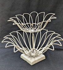 VTG FRENCH WIRE PEDESTAL BASKET CREAMY WHITE PAINTED METAL FRUIT PLANT HOLDER picture
