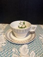 L’Exquisite-American Limoges-Trillium-I-T-S530-22K Gold-Tea Cup And Saucer picture