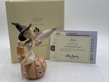 Lenox Tinks Halloween Treats TinkerBell Figurine Disney 2007 Ivory Porcelain 24K picture