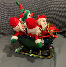 Westmoreland Art Glass Carnival Iridescent Santa Sleigh w/ Santa's & Gifts 8x5