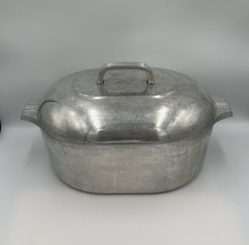 VINTAGE WAGNER WARE SIDNEY O MAGNALITE 4267-M 13qt OVAL ROASTER W/LID & TRIVET picture