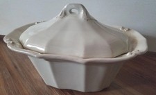 Casafina Vintage Port Vanilla 2 Quart Oval Casserole Dish. Sticker Att. EC picture