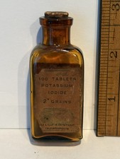 Eli Lilly Antique Medicine Bottle Original Label & Cork  picture
