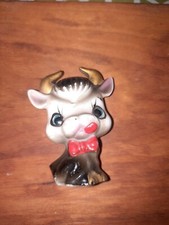 Vintange Japanese porcelain bull figurine picture