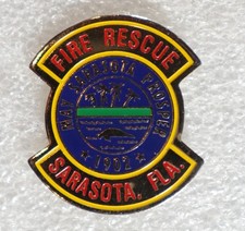 Sarasota Florida Fire Rescue Pinback Button 1902 Shield Lapel Pin picture