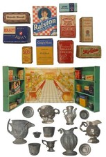 SCARCE WOLVERINE CO. VINT ENML FOLDING TIN STORE TOY, W/AD BOXES TIN POTS/PLATES picture