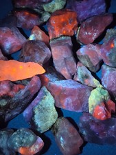 Fluorescent/Tenebrescent Hackmanite Small Specimen picture