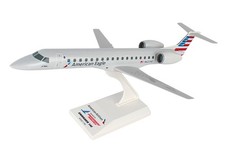 Skymarks SKR906 American Eagle Piedmont ERJ-145 N627AE Desk Model 1/100 Airplane picture