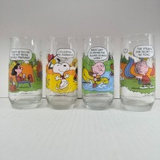 McDonald's Vintage 1983 Camp Snoopy Glasses Set 4 Peanuts Charlie Brown Schulz picture