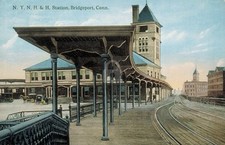 N.Y. N.H. & H Railroad Station, Bridgeport CT 2 Vintage Reproduction Postcard picture