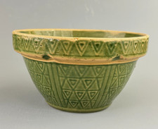 McCoy? USA Pottery Hearts & Triangles Green Glazed Yellowware Mixing Bowl 4x7'' picture