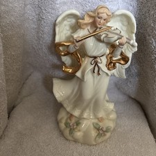 VTG Sankyo Christmas Angel Porcelain Music Box 