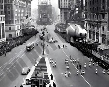 1924 Macy's Thanksgiving Day Parade Float in New York City -B- 8x10 Photo picture