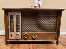 Vintage Zenith 1950s Long-Distance AM/FM Tube Radio Model X334 Wood Case- Tested picture