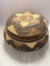 XL African Handwoven Basket Lidded Traditional Geometric Sunburst EUC VTG-ATQ picture