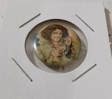 1900 Rare Vintage Advertising The Brown Shoe Co. Button - Pinback  picture