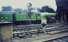 Original 35mm Slide Photo LNER 4472 Flying Scotsman 2 Tenders Kings Cross 1960s picture