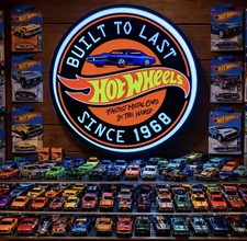 Hot Wheels 18