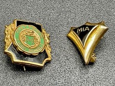 Vtg 1953 Matton Illinois High School MHS & MIA Enamel Pin Set L.G. Balfour LGB picture