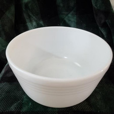 Vintage Pyrex Hamilton Beach Stand Mixer Milk Glass Ribbed Mixing Bowl 8.75