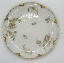 Haviland Co. Limoges Victorian Flower Cabinet Plate 1895-1915's picture