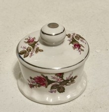 Vintage Moss Rose covered trinket dresser box porcelain gold trim w/Lid 3