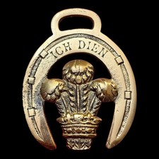 Vintage Wales Horse Brass ICH DIEN Parade Royal Medallion Crown & Plume picture