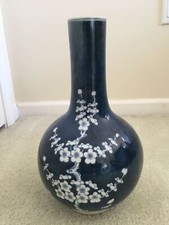 Vintage / Antique Big Chinese Vase White Plum Blossom Flower Blue Background picture