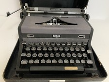 Vintage 1948/49 ROYAL QUIET De LUXE Portable Typewriter Grey & Black w/Case  picture