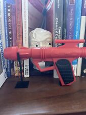 RARE VINTAGE 1980’s Pez Space Gun  In Great Condition Display Stand Included picture