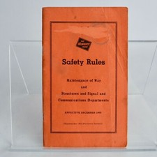 1968 The Milwaukee Road Safety Rules Booklet picture