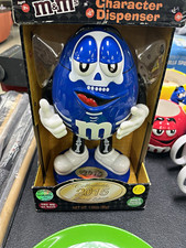 M&M's Blue Character Candy Dispenser 2015 Limited Edition Candy & Nuts Theme picture