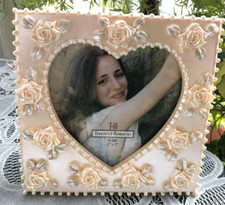 GANZ TREASURED MEMORIES HEART PICTURE FRAME -  HOLDS 5