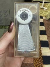Vintage 1950s pocket flash gun picture