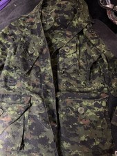 CADPAT Canadian Army Uniform Jacket Coat Shirt size XL or XXL? With Patch picture