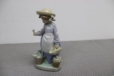 1988 Lladro Porcelain Hello Flowers Figurine 5543 Retired picture