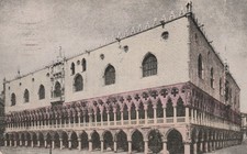 Vintage souvenir Postcard The Palace of the Dogs Venice Italy A 5889 picture