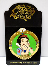 Disney Auctions Snow White in Round Frame Pin LE 500 picture