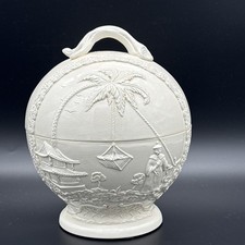 Vintage Ethan Allen White Ceramic Chinoiserie Relief Ginger Jar - Italy picture