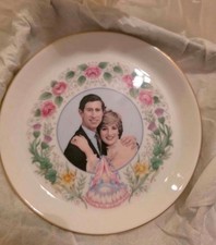 Crown Staffordshire Bone China Collector Plate Prince William Birth 1982 picture