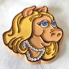 Vintage Miss Piggy Muppets Pin Brooch Henson Associates 1979 2