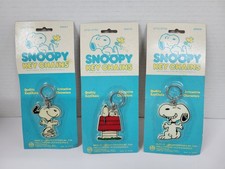 NIP 3 Vintage (1965) Aviva Peanuts Snoopy Classic Plastic Keychains picture