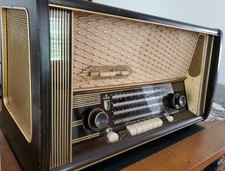 Vintage Kaiser W645 Radio - West Germany - Works picture