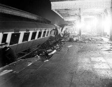 Sutton Coldfield Train Crash 1955 Old Photo 11 picture